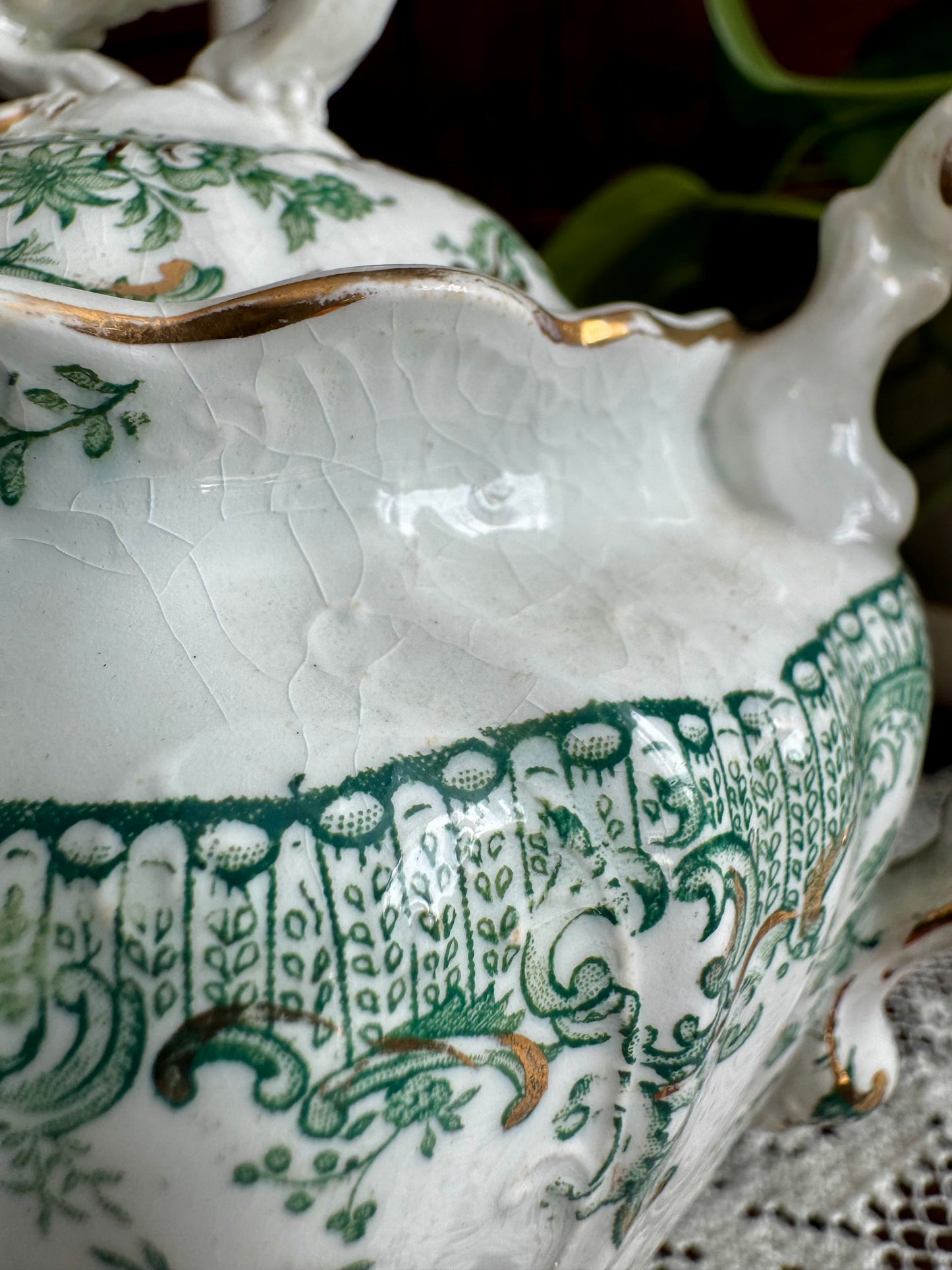 J.&G. Meakin “Delaware” Victorian Green Transferware Tureen with Gilt Accents