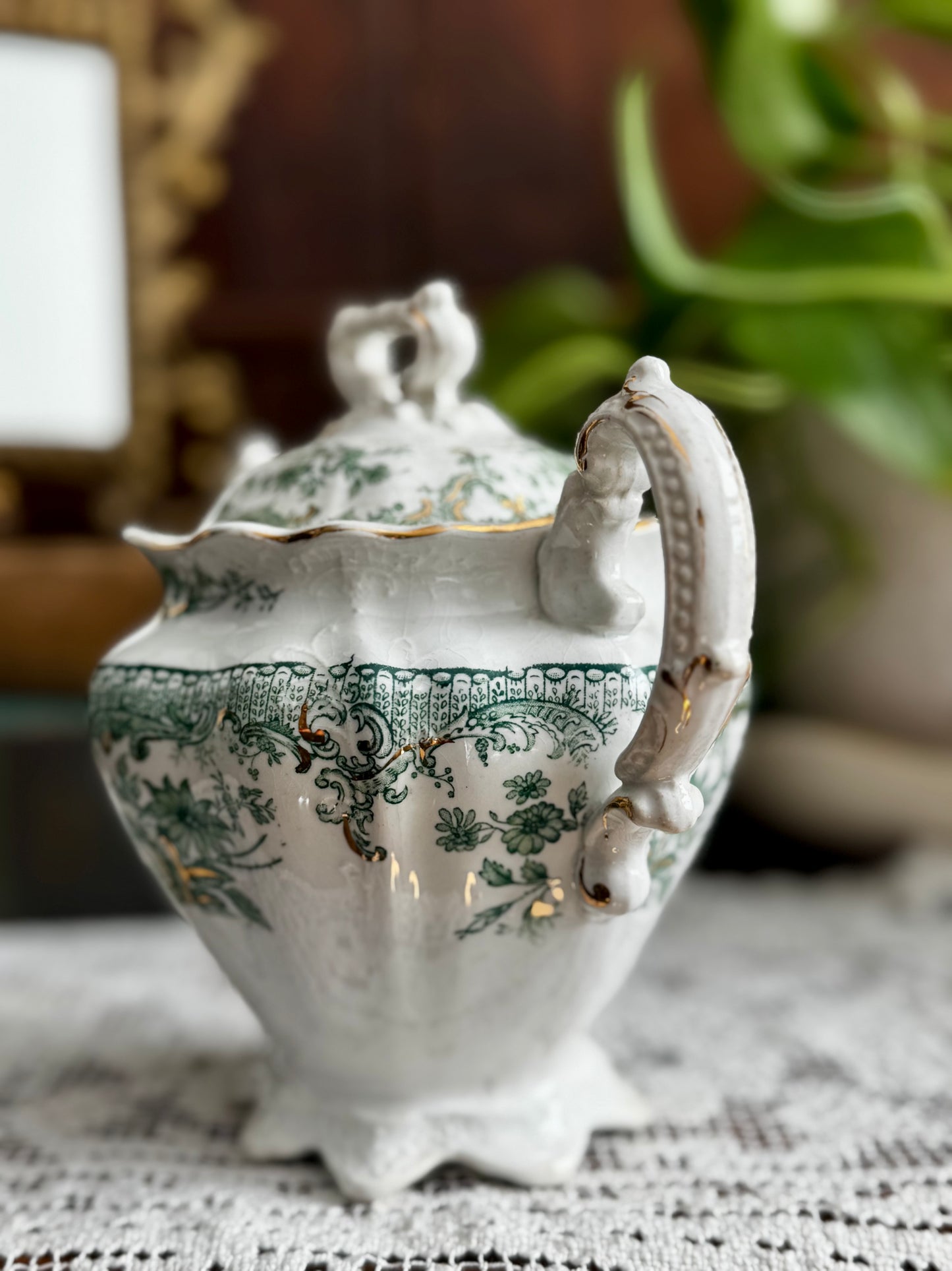 J.&G. Meakin “Delaware” Victorian Green Transferware Tureen with Gilt Accents