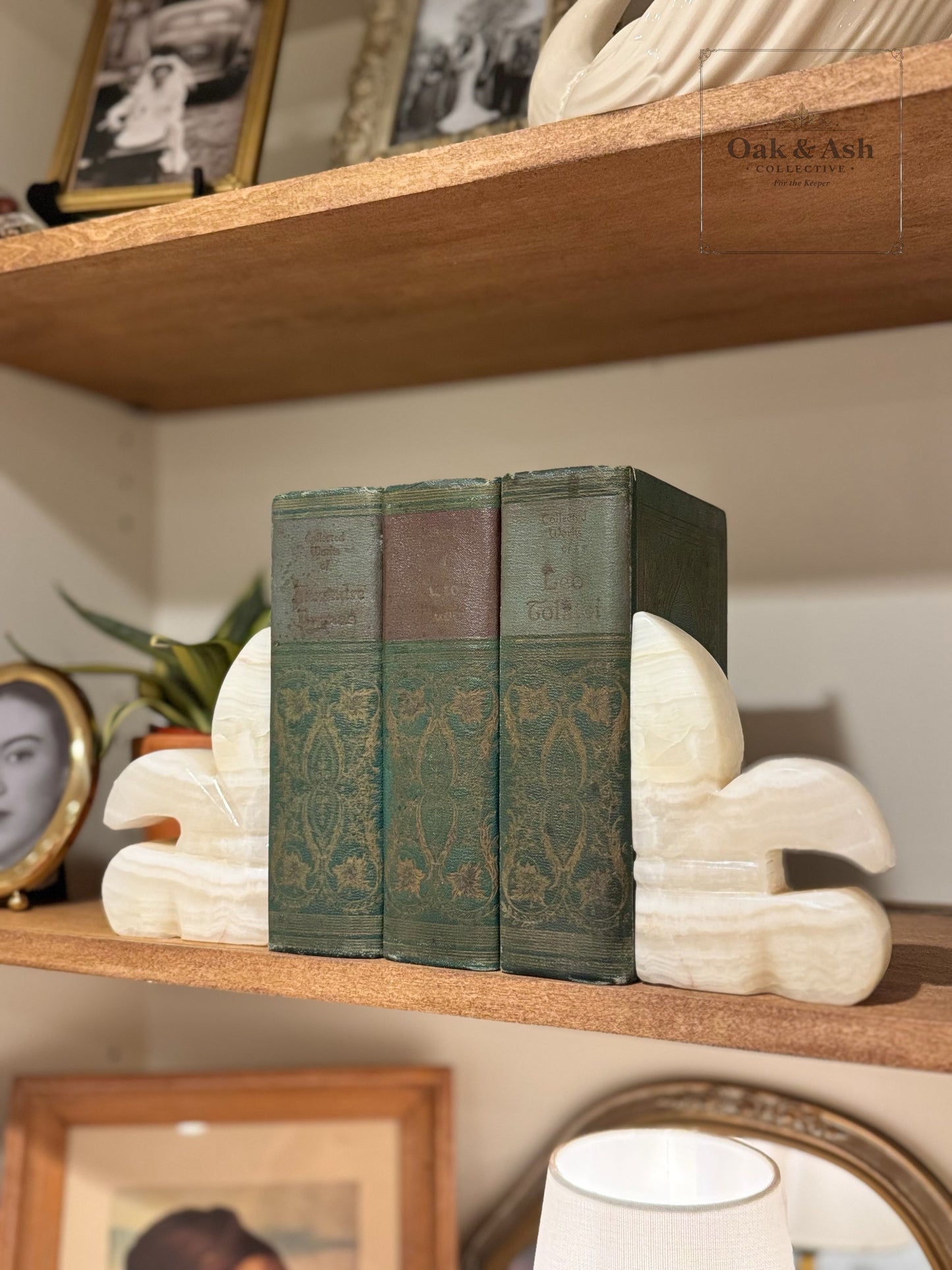 Vintage Hand-Carved Onyx Bookends — Fleur-de-Lis Form